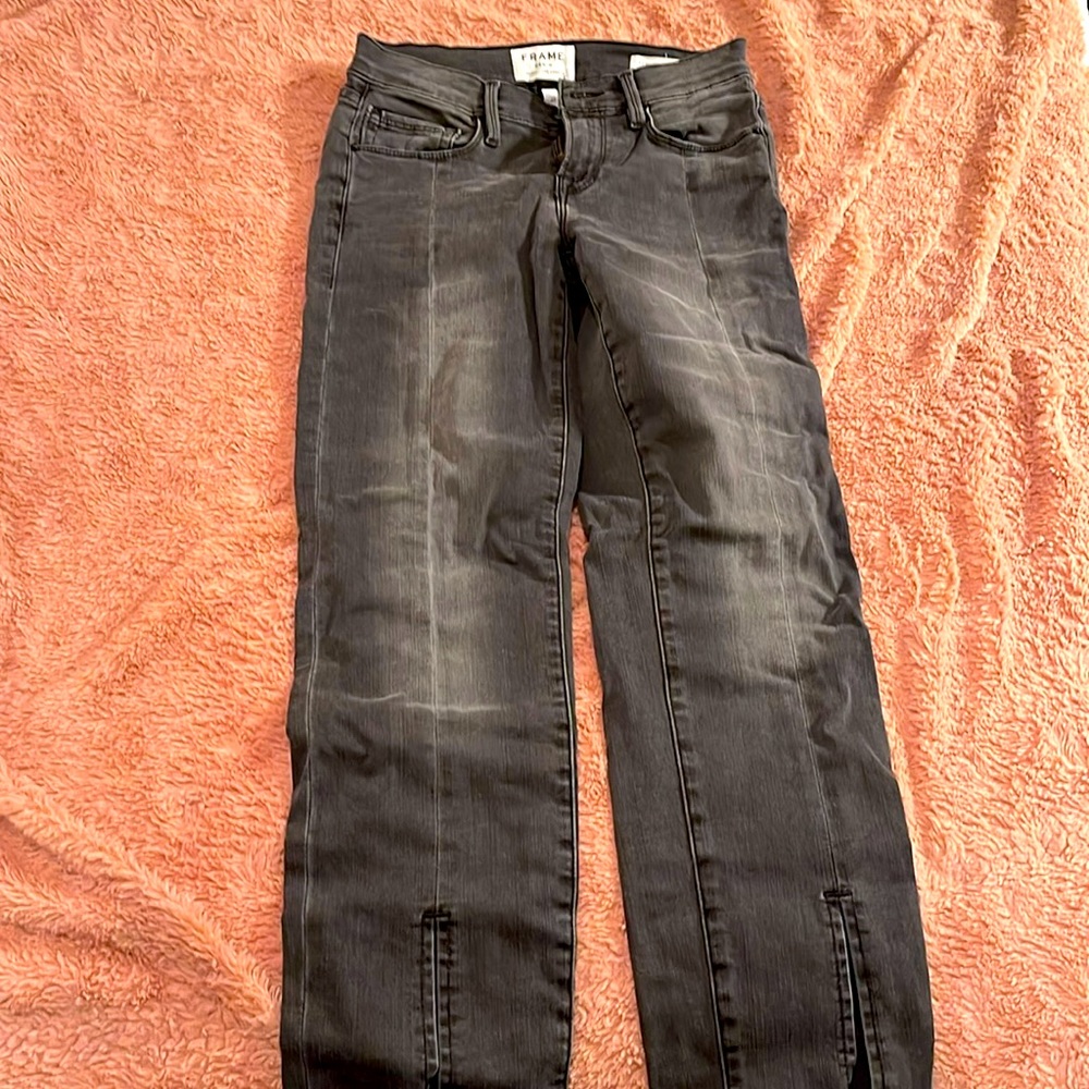 FRAME JEANS